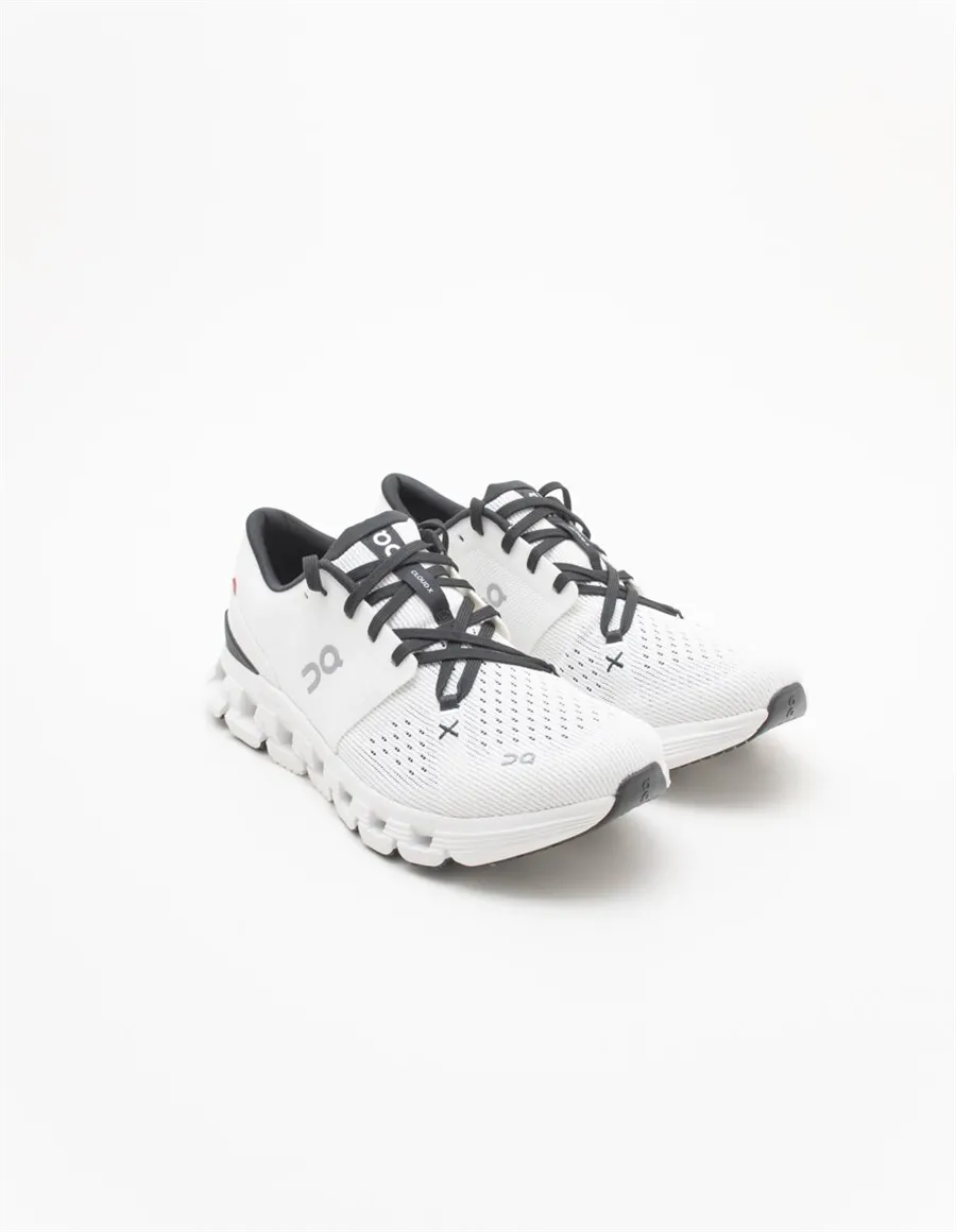 SNEAKER CLOUD X4