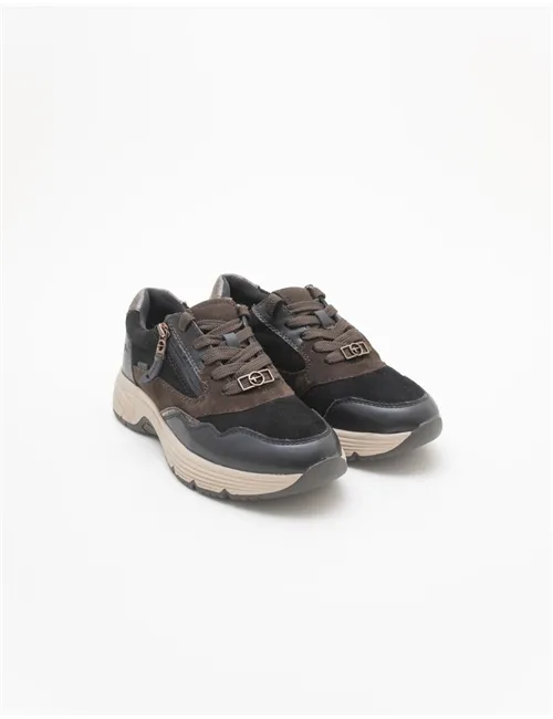 SNEAKER M8370445