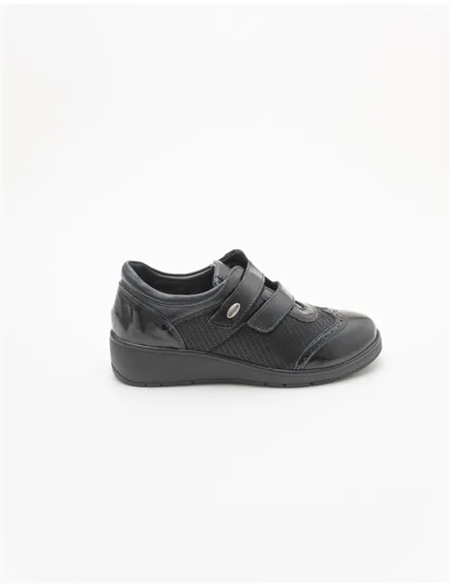 SNEAKER NETA