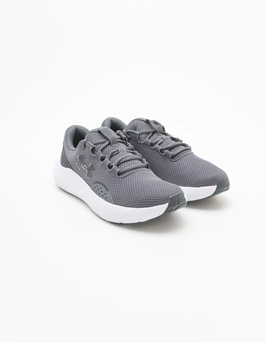 SNEAKER UA CHARGED SURGE 4