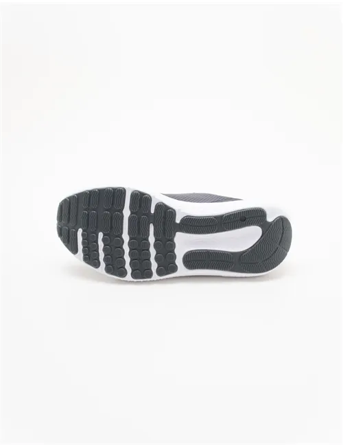 SNEAKER UA CHARGED SURGE 4