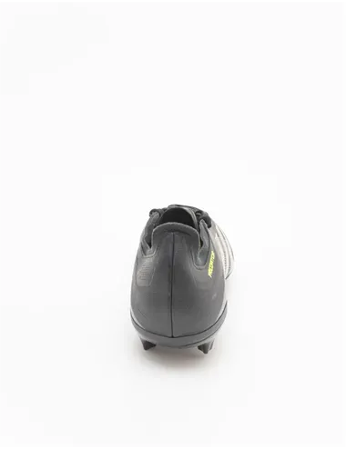 SNEAKER PREDATOR CLUB FG/MG