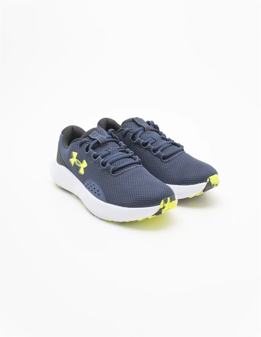 SNEAKER UA CHARGED SURGE 4