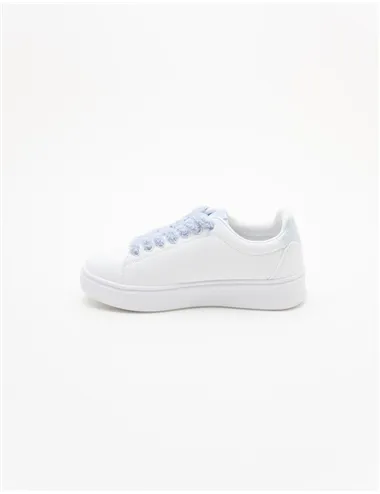 SNEAKER STITCH