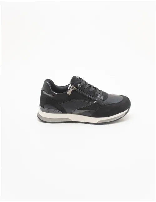 SNEAKER IN000445