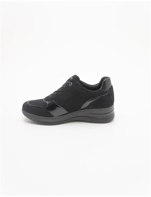 SNEAKER IC000049