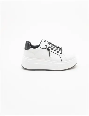SNEAKER IN000440