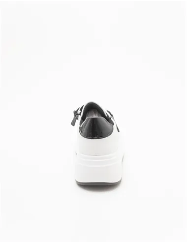 SNEAKER IN000440
