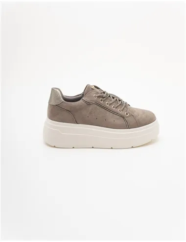 SNEAKER IN000440