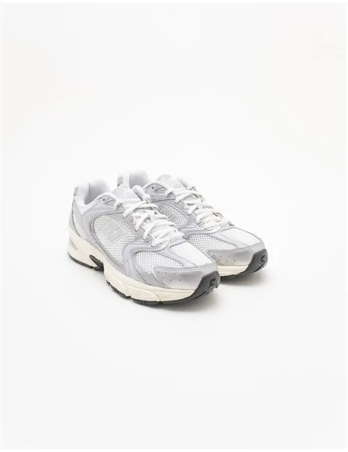SNEAKER U530SEA