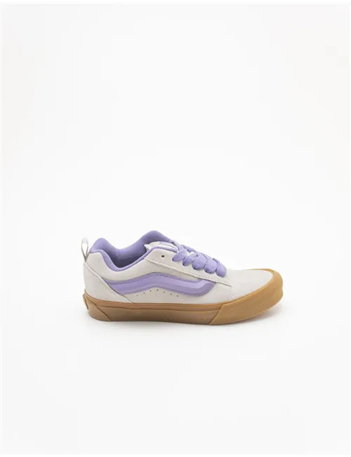 SNEAKER KNU SKOOL