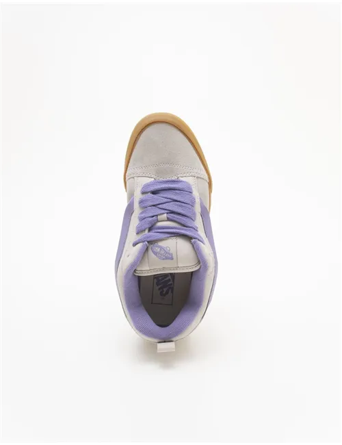 SNEAKER KNU SKOOL