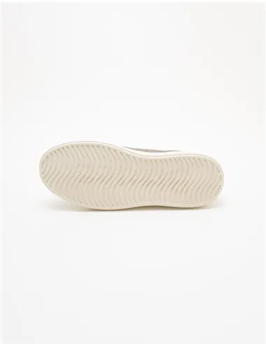 SNEAKER BUCK 01