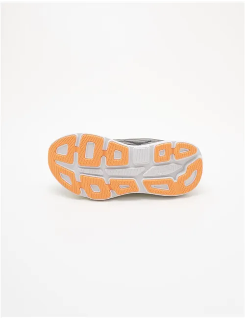 SNEAKER DA UOMO M BONDI 9