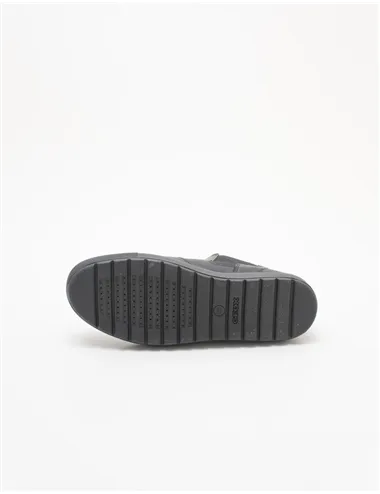 SLIP ON D BREEDA