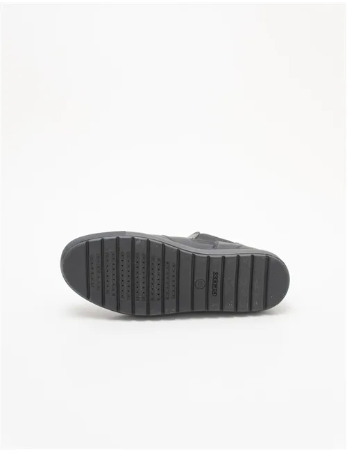 SLIP ON D BREEDA