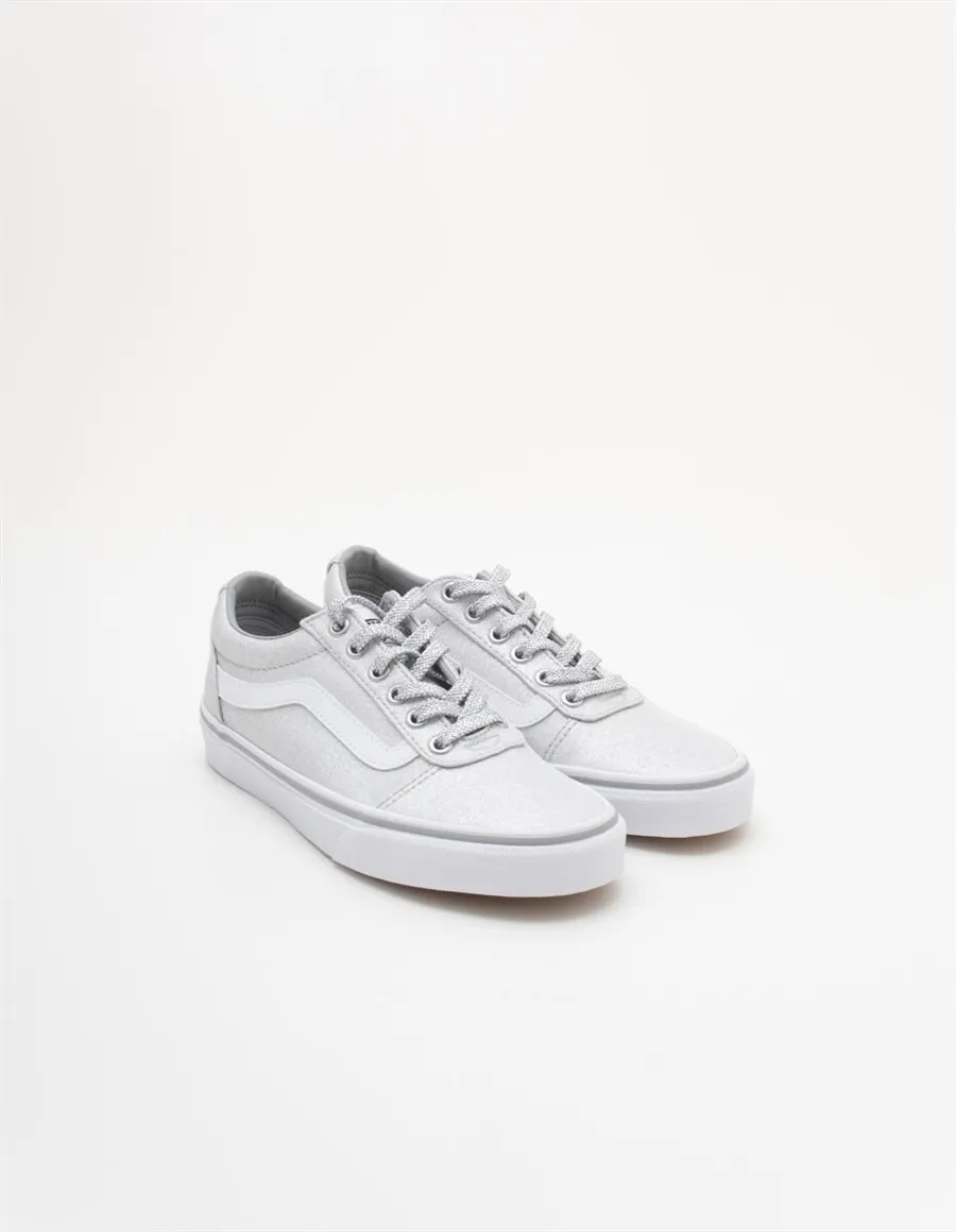 SNEAKER WARD
