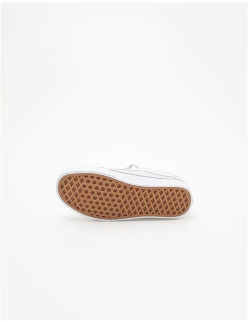 SNEAKER WARD