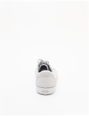 SNEAKER WARD