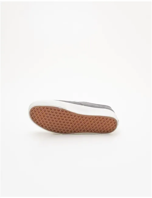 SNEAKER AUTHENTIC DECON