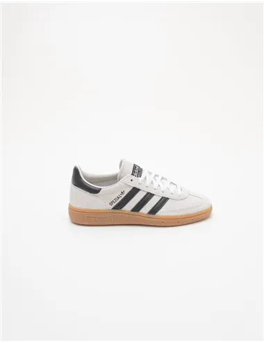 SNEAKER SPEZIAL 