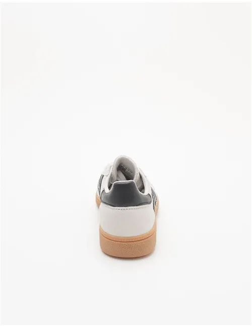 SNEAKER SPEZIAL 
