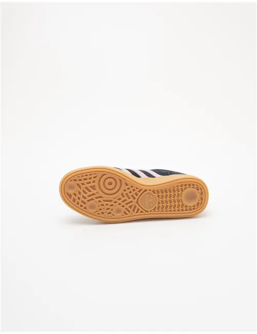 SNEAKER SPEZIAL 