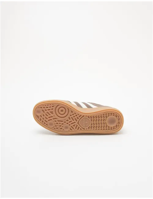 SNEAKER SPEZIAL 