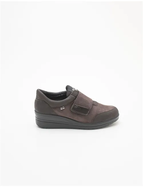 SNEAKER VD210F
