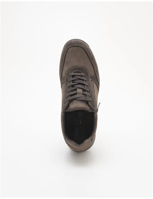 Sneakers uomo in pelle caffè