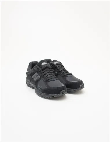 Sneakers uomo 2002R nero