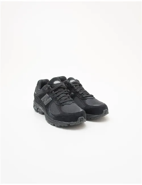 Sneakers uomo 2002R nero
