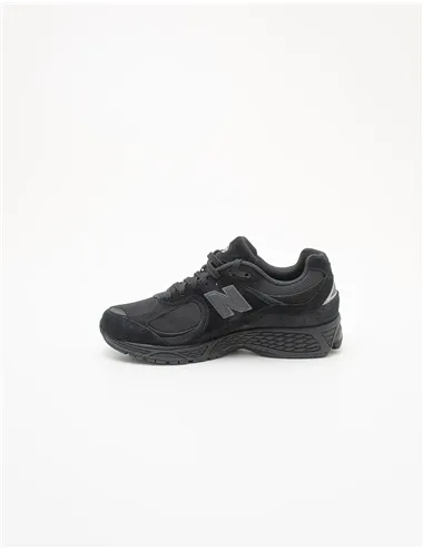 Sneakers uomo 2002R nero