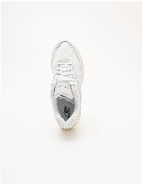 Sneakers uomo 2002R bianco