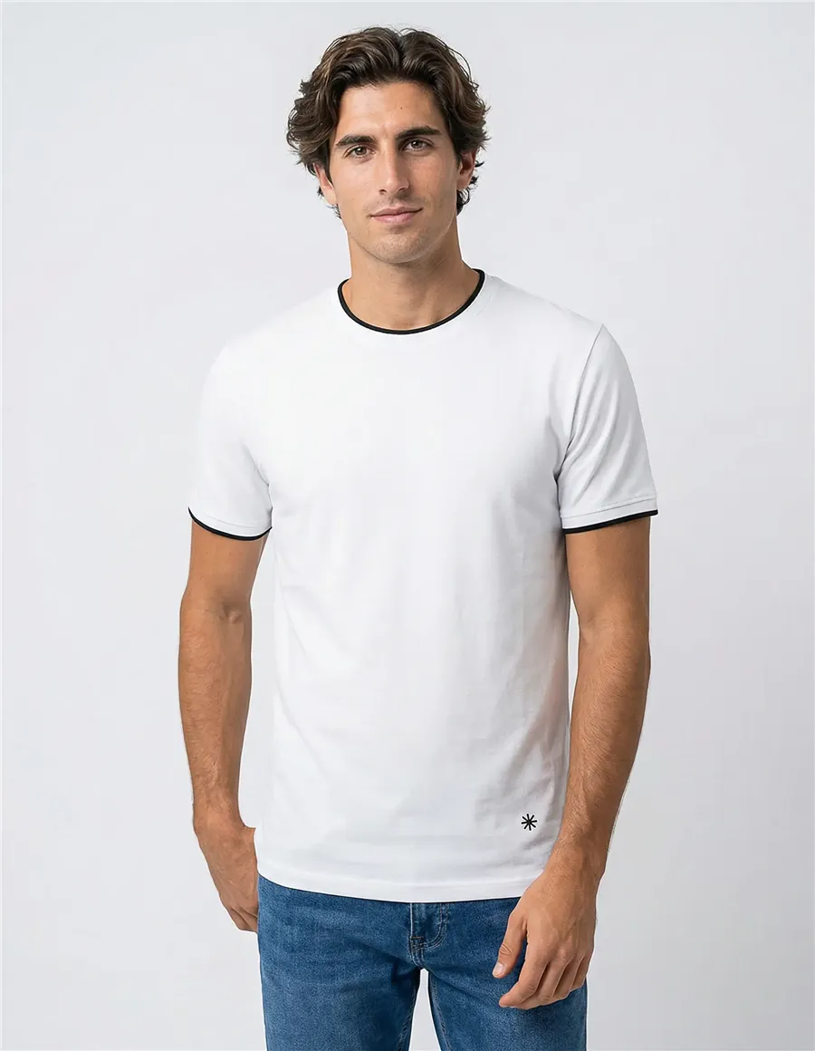 T-shirt uomo contrasti bianco nero
