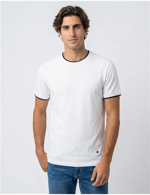 T-shirt uomo contrasti bianco nero