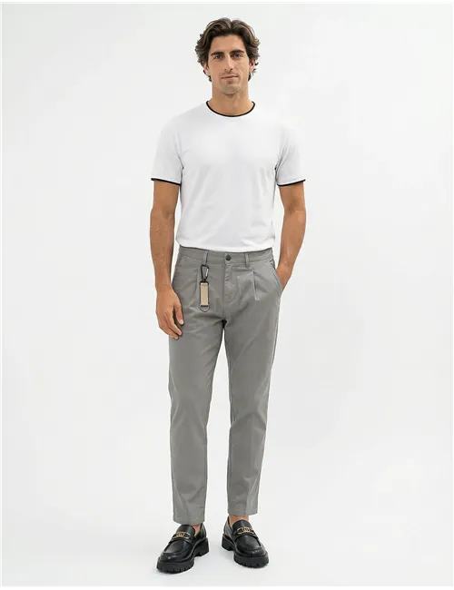 Pantaloni uomo grigio