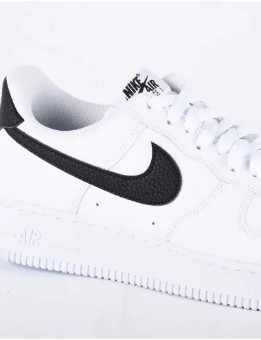NIKE AIR FORCE 1'07