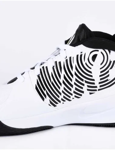 NIKE TEAM HUSTLE D 9 GS