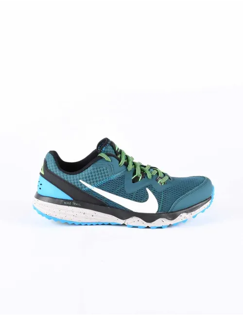 NIKE JUMPER TRAIL