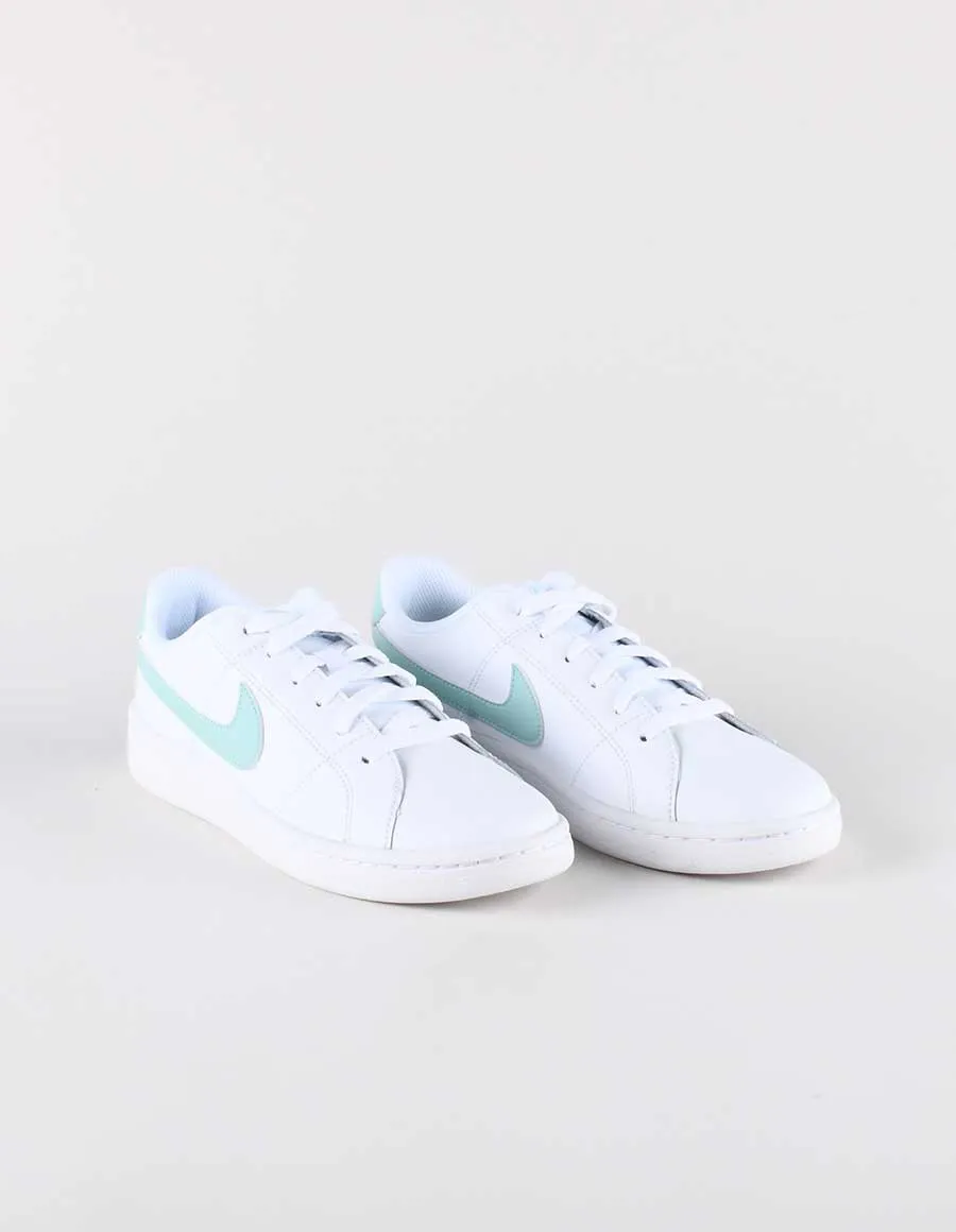 NIKE COURT ROYALE 2