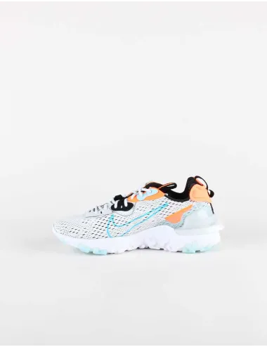 NIKE REACT VISION