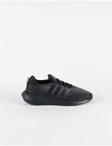 ADIDAS SWIFT RUN 22