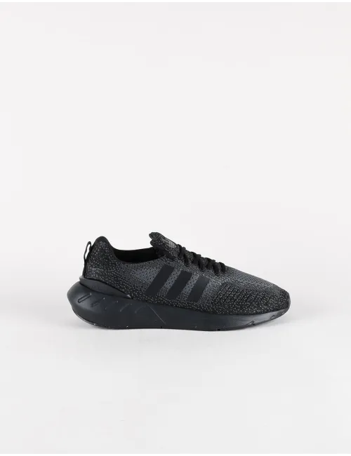 ADIDAS SWIFT RUN 22