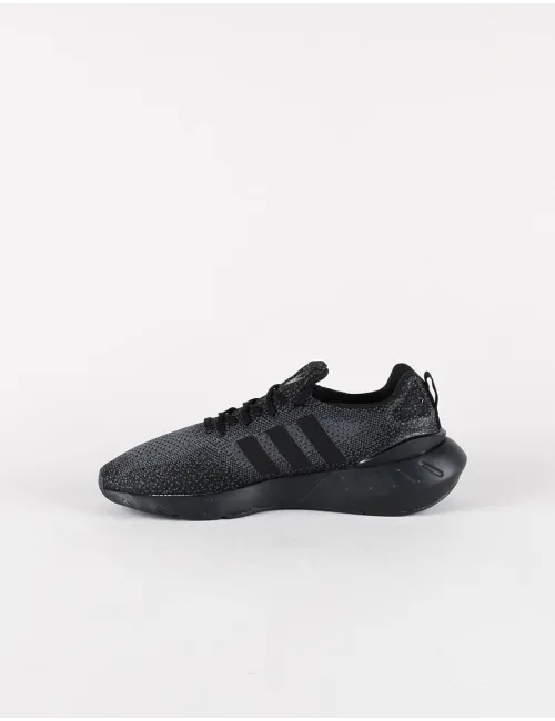 ADIDAS SWIFT RUN 22