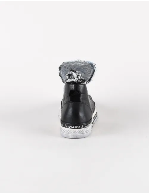 REBECCA WHITE V01-2.V5