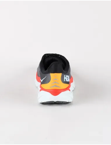 HOKA CLIFTON 8