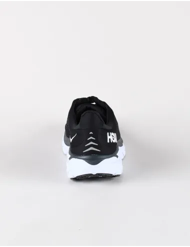 HOKA CLIFTON 8