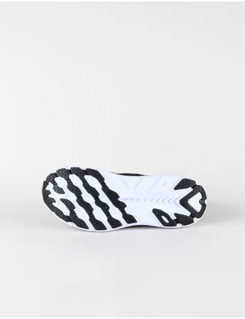 HOKA CLIFTON 8