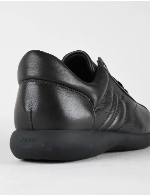 FRAU 27N3 13542